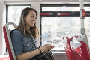 Tips Melakukan Perjalanan Dengan Bus Agar Lebih Menyenangkan