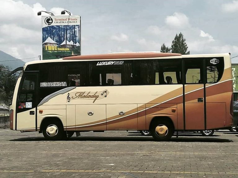 sewa bus Jakarta