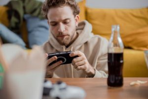 Beli Genesis Crystal