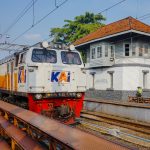 Kereta lokomotif