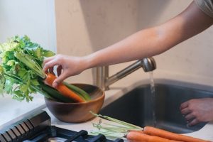 tips mencuci wortel